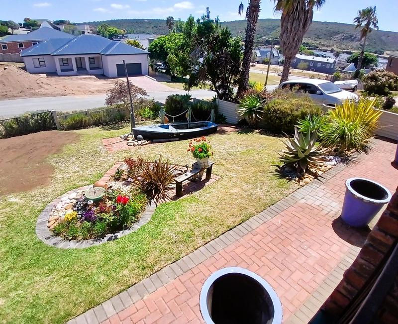 3 Bedroom Property for Sale in Stilbaai Wes Western Cape